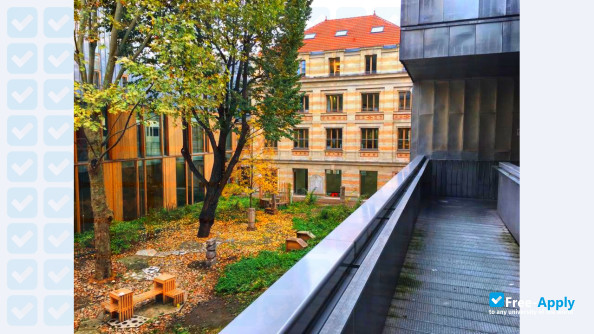 National School of Architecture of Paris-La Villette photo #2