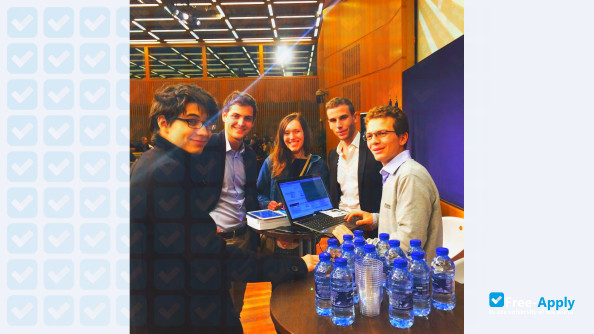Photo de l’School of Higher Commercial Studies of Paris HEC #9