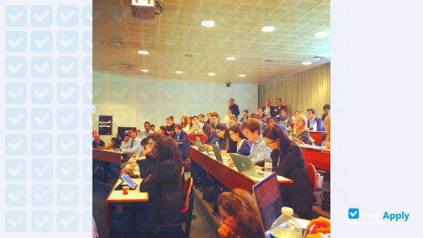 Photo de l’School of Higher Commercial Studies of Paris HEC #11