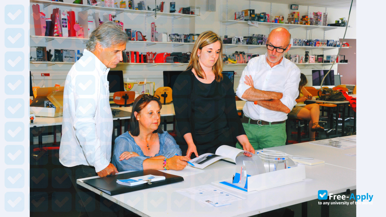 Photo de l’National School of Applied Arts and Crafts Olivier de Serres #3