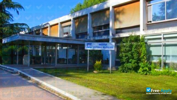 Institute Sciences Po Grenoble фотография №6