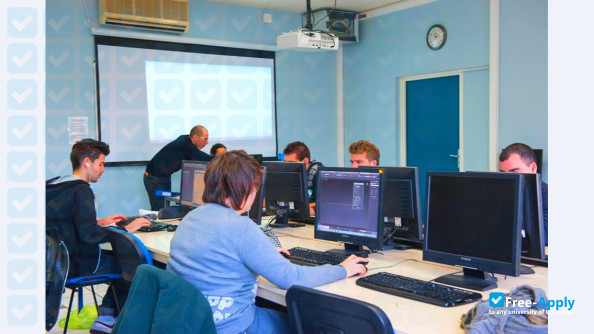 Photo de l’School of Computer Science Computer Graphics Technologies #5