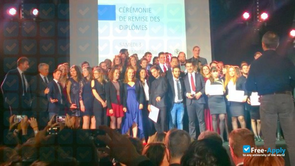 Foto de la Higher School of Wood #9
