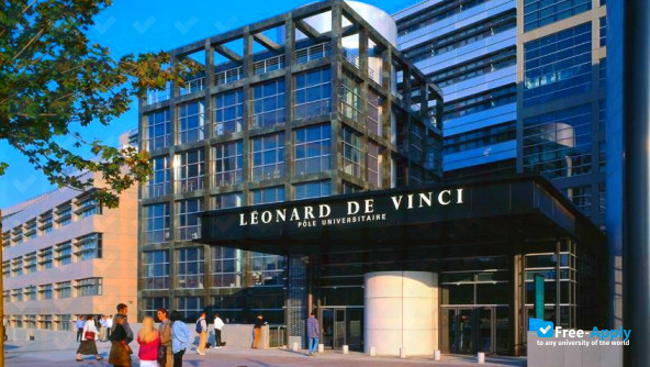 Photo de l’ESCE International Business School #5