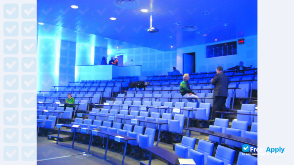 Central School of Nantes photo #3