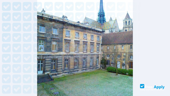 Photo de l’National School of Art of Dijon #6