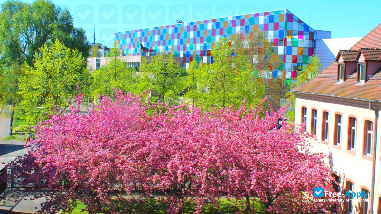 National School of Administration фотография №3