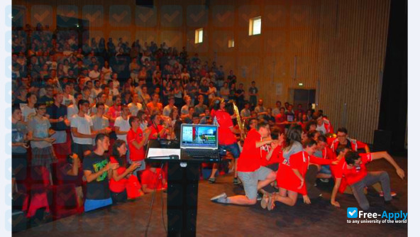 School of Engineers in Physics, Electronics, Materials Grenoble PHELMA photo #10