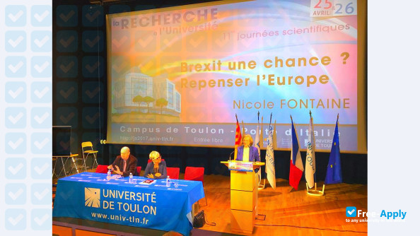 University of Toulon photo #7