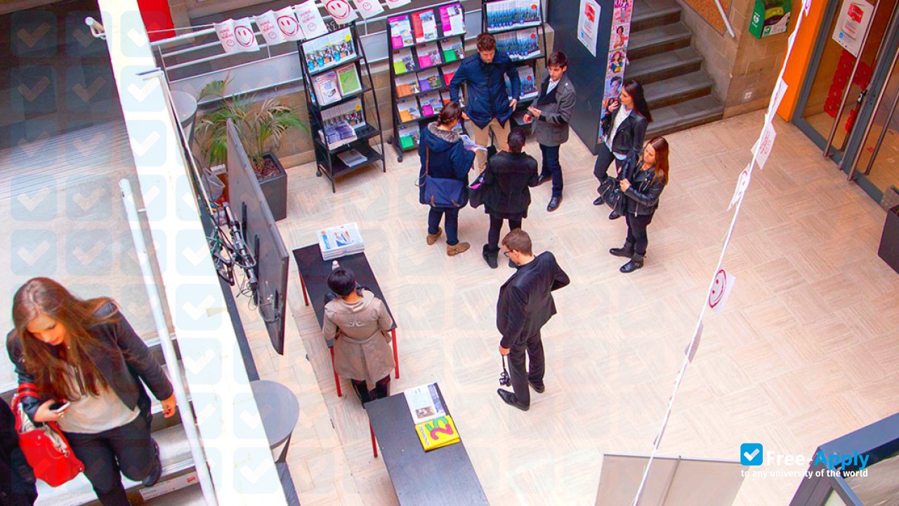 ISEG Business School photo #3