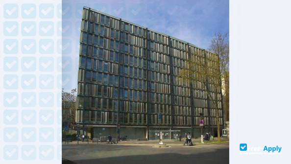 Photo de l’School for Advanced Studies in the Social Sciences #15