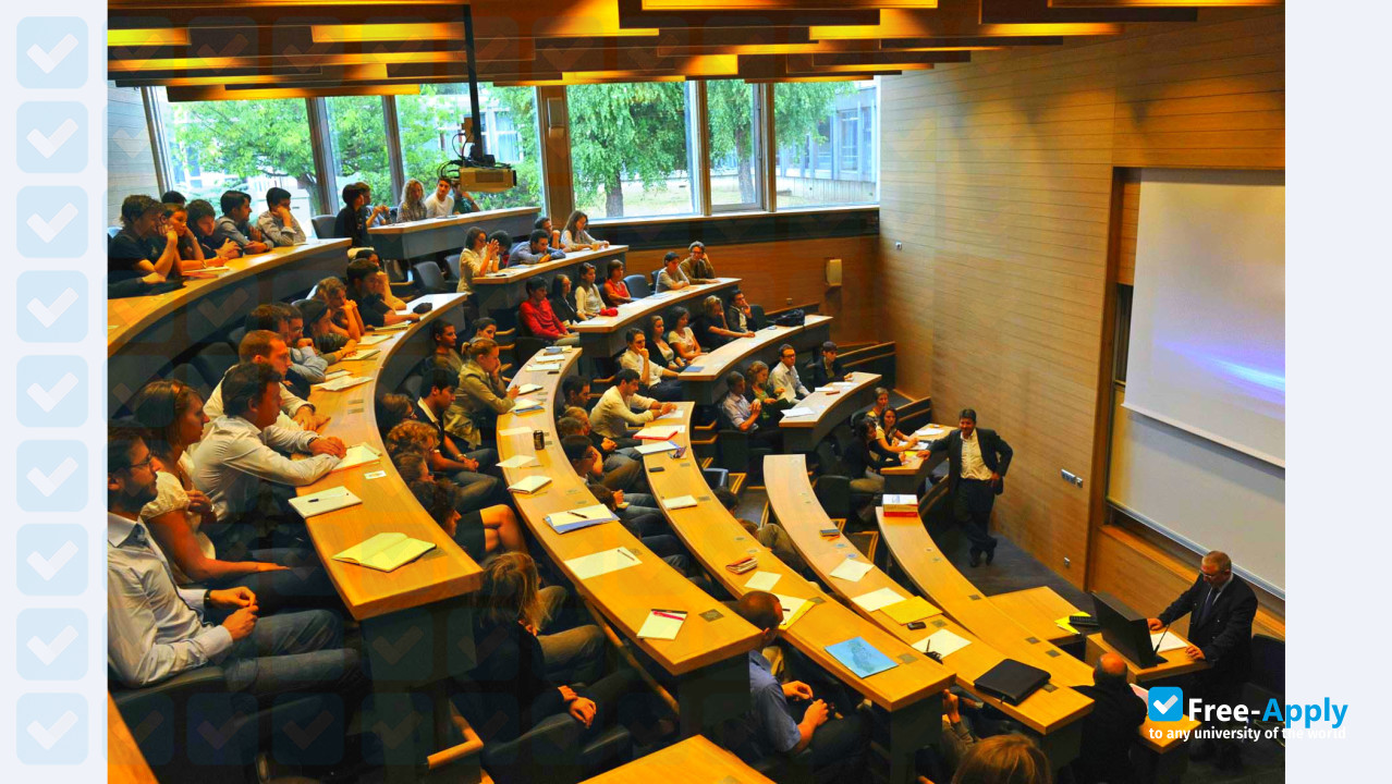 Franche-Comté School of Business and Commerce photo #6