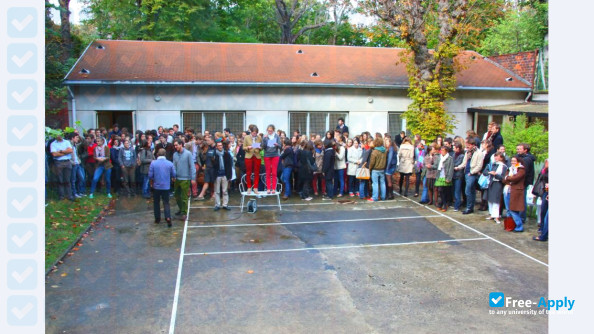 Foto de la Faculties of Philosophy and Psychology #12