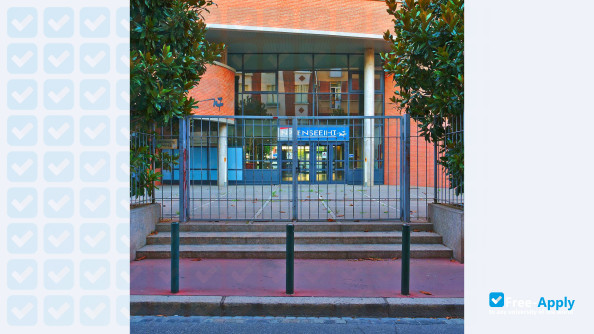 Photo de l’National School of Electrical Engineering, Electronics, Computer Science, Hydraulics and Telecommuni #4