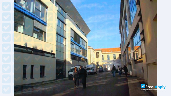 Foto de la Higher National School of Chemical Industries of Nancy #6