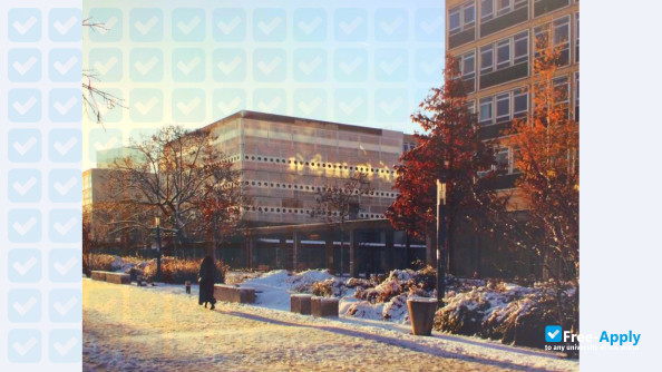 Foto de la University of Paris West - Nanterre la Défense #2
