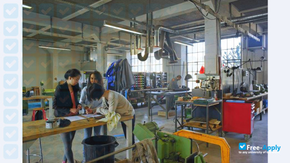 Graduate School Art and Design Saint Etienne photo #3