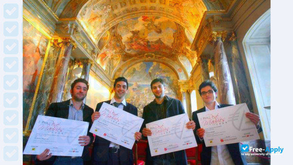 Toulouse School of Journalism photo #1