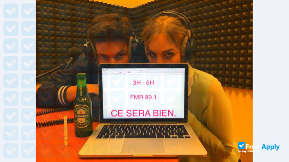 Toulouse School of Journalism photo #5