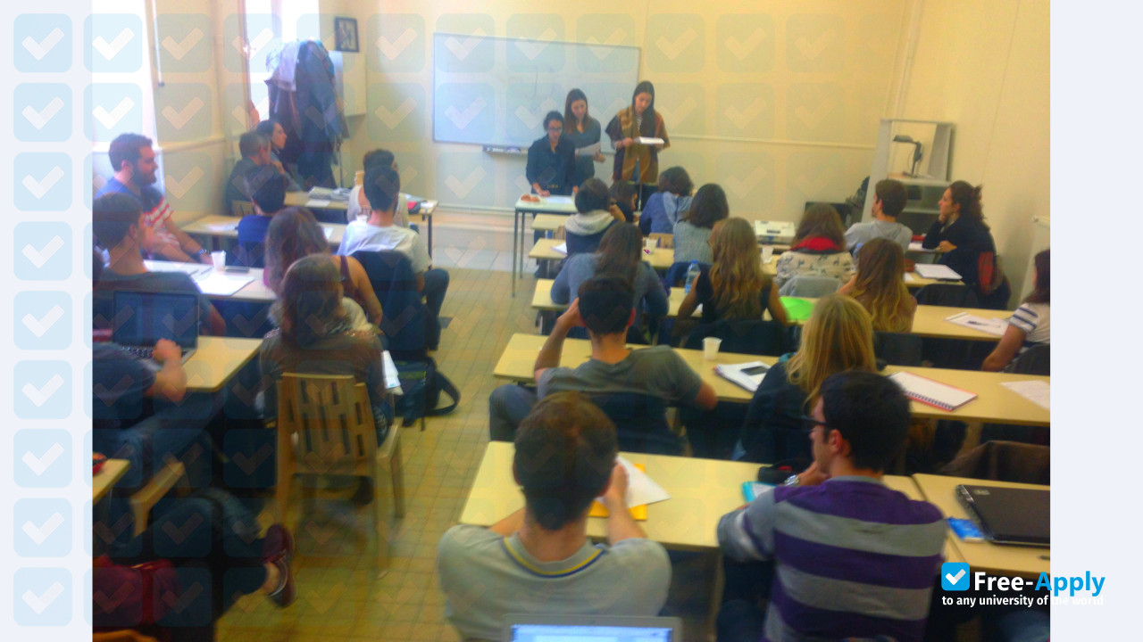 Toulouse School of Journalism photo
