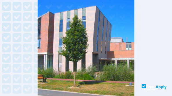 Higher School of Art and Design of Amiens photo #6