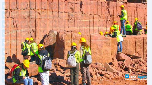 National School of Geology photo #8