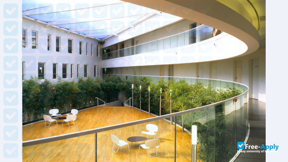 Foto de la Novancia Business School Paris #7