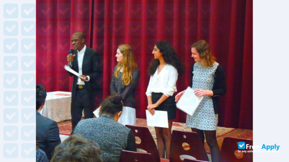 Paris School of Economics photo #12