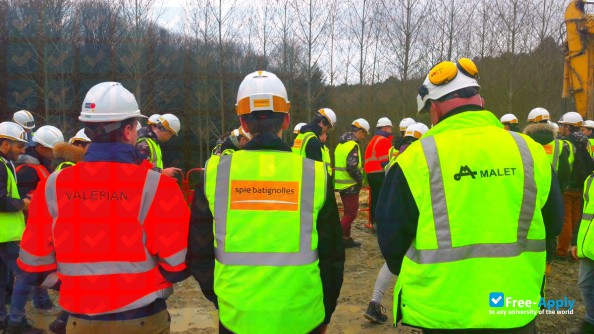 Graduate School of Construction Engineers of Cachan photo #2