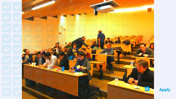 Graduate School of Electrical and Electronics Engineers фотография №9