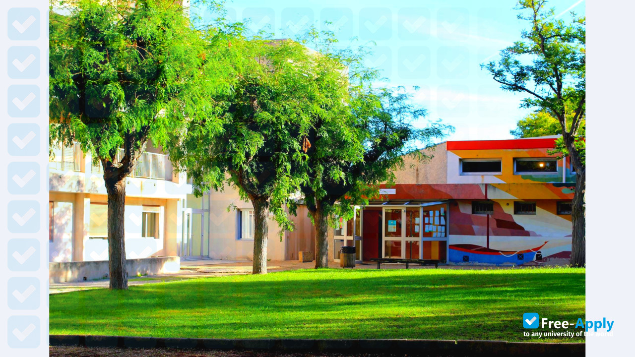 Regional Institute of Social Work photo #7