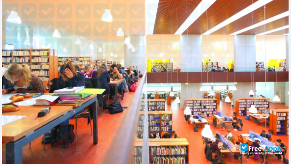 Photo de l’University of Western Brittany #5