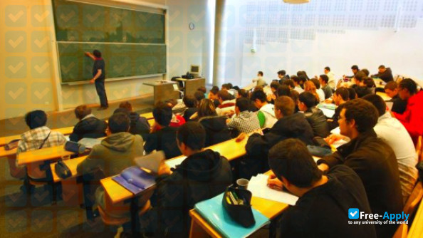 University of Saint Quentin en Yvelines фотография №4