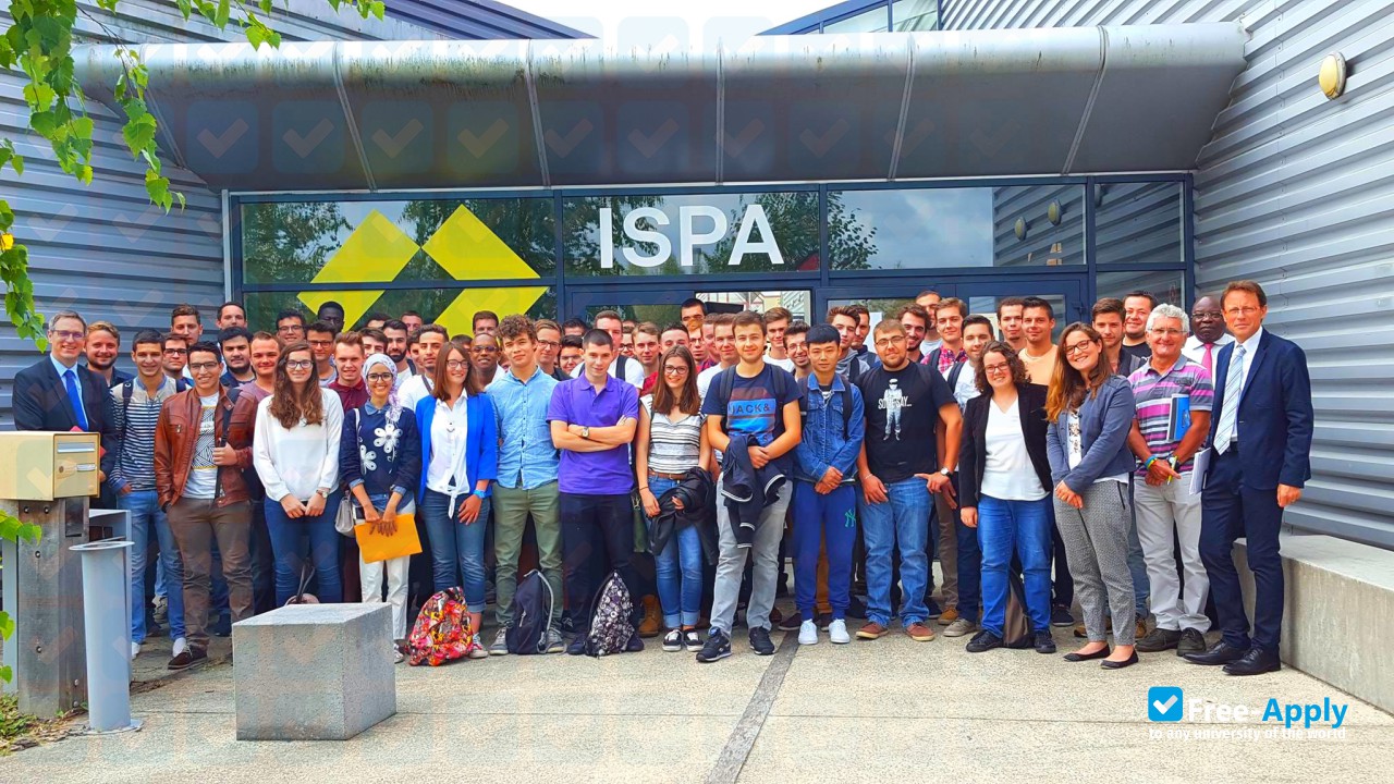 Photo de l’ISPA Institute of Plastics of Alençon #4