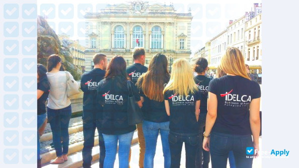 Foto de la IDELCA Business School #4