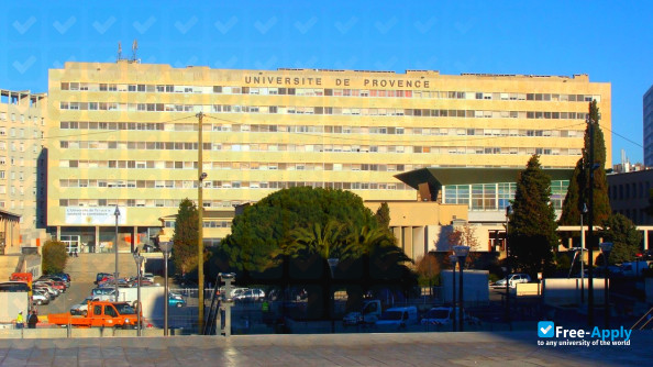 Foto de la Aix-Marseille University #7