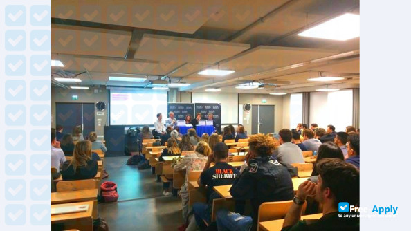PSB Paris School of Business photo #8