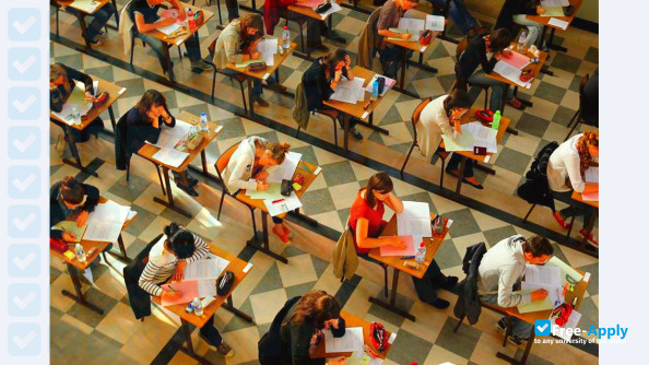 Photo de l’School of Communication Communication School #3