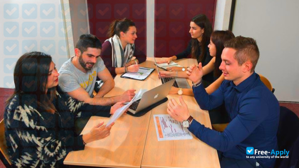 School of Business and Management photo #6