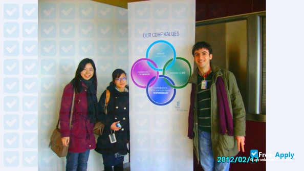 ISC Paris Business School photo #8