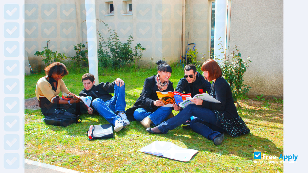 Mediterranean Institute for Training and Research in Social Work photo #4