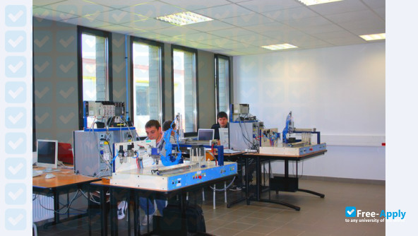 University Institute of Technology of Bethune фотография №9
