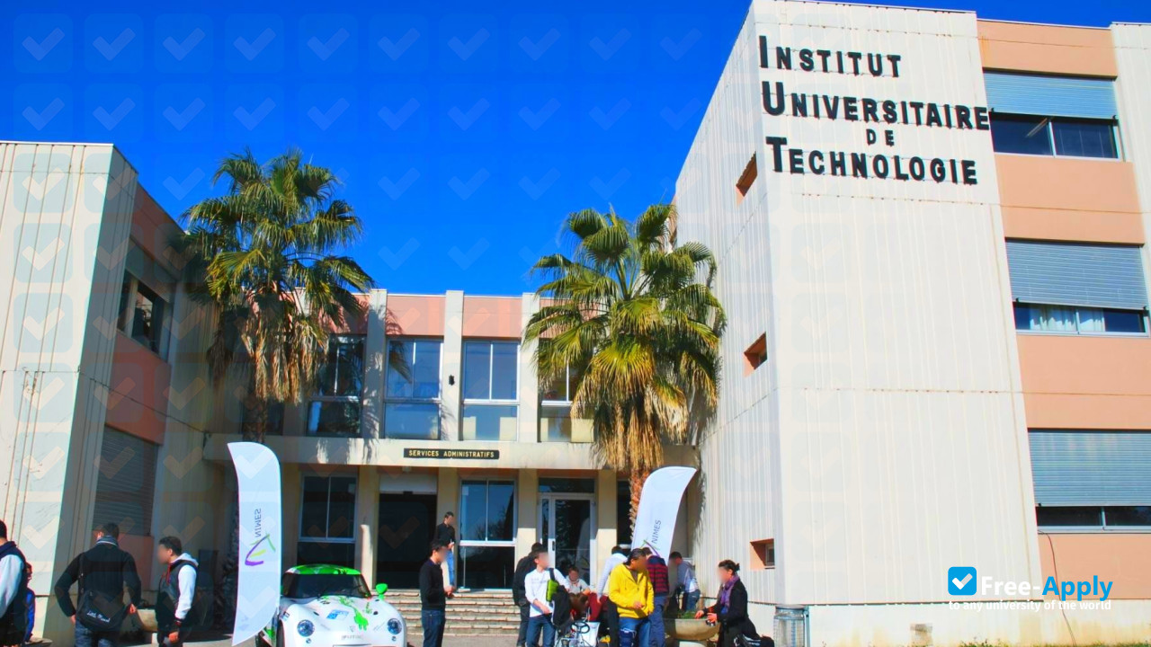 University Institute of Technology of Nîmes photo #12
