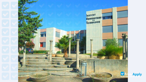 Photo de l’University Institute of Technology of Nîmes #10