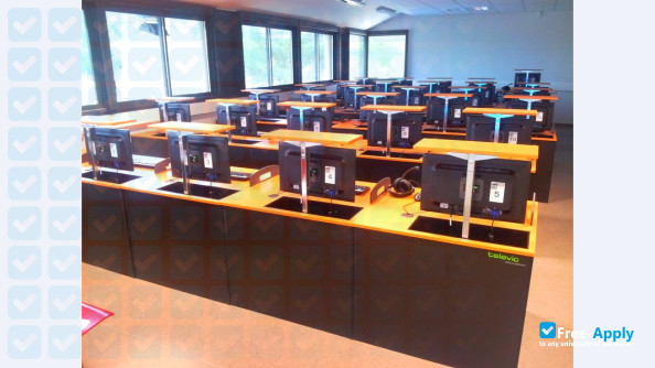 University Institute of Technology Tarbes photo #6