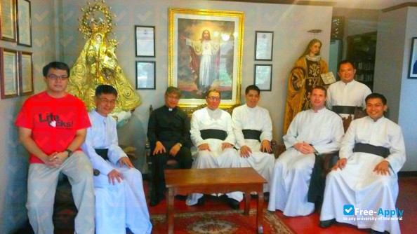Foto de la University Institute of Saint Pius X #7