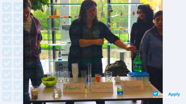 Foto de la International Space University #14