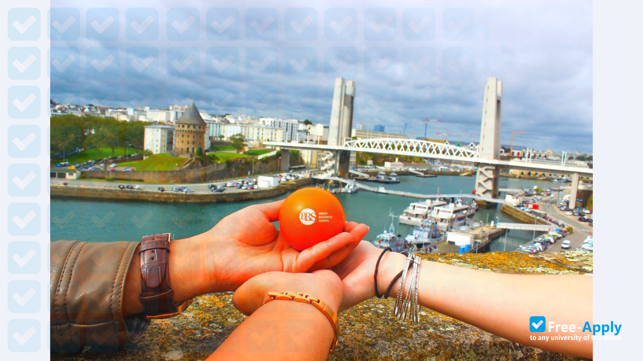 Photo de l’Brest Business School #6