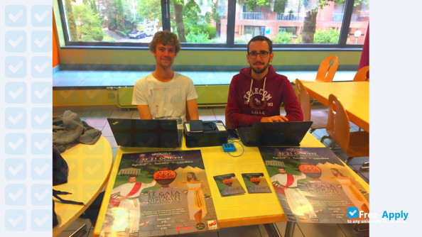 Foto de la School of Mines of Douai #3