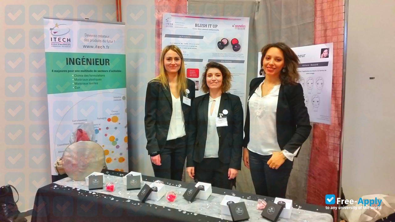 Photo de l’ITECH Lyon - Textile and Chemical Institute #9